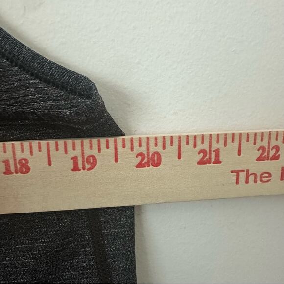 Lululemon Athletica Black Crop Relaxed Tank Top - Picture 5 of 6